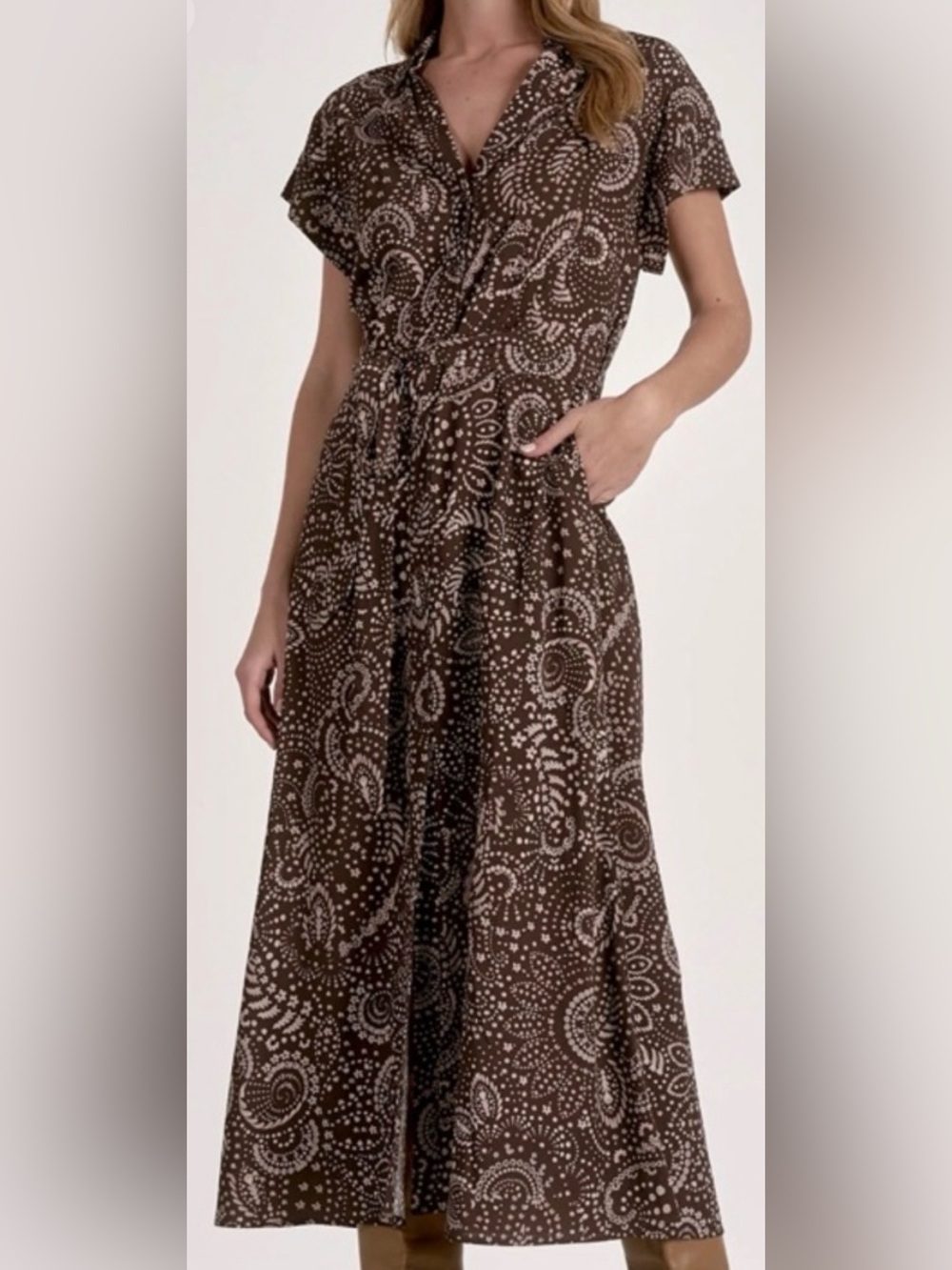 Elan Brown Blakely Maxi Dress